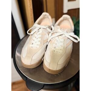 Tretorn Haley Women’s Fashion Sneakers Cream Beige Suede Leather casual Sz 
7.5M